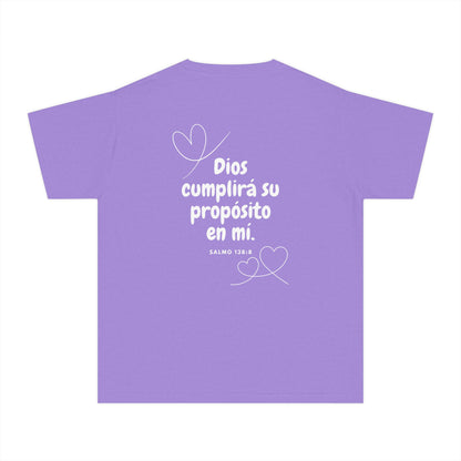 Lilac Christian t-shirt with Spanish Bible verse Salmo 138:8 and heart graphics