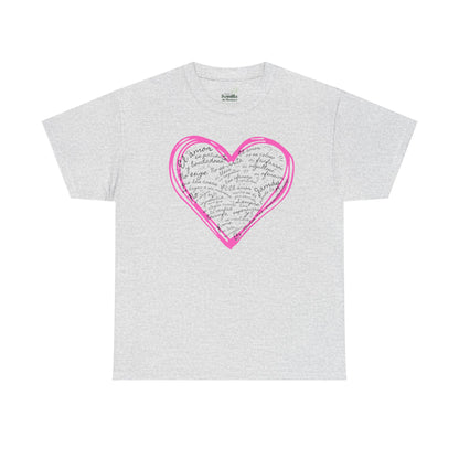 Camiseta Cristiana Unisex “Amor Bíblico” – 1 Corintios 13:4-7 | Christian T-Shirt with Hand-Drawn Heart Design