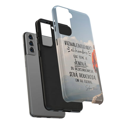 Spanish Christian Bible verse phone case with mountain background and inspirational text