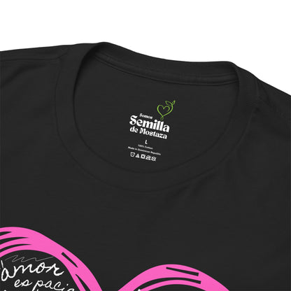 Camiseta Cristiana de Amor Bíblico Unisexo - Christian T-shirt Unisex - 1 Corinthians 13:4-7 Hand-Drawn Heart Design - Somos Semilla De Mostaza