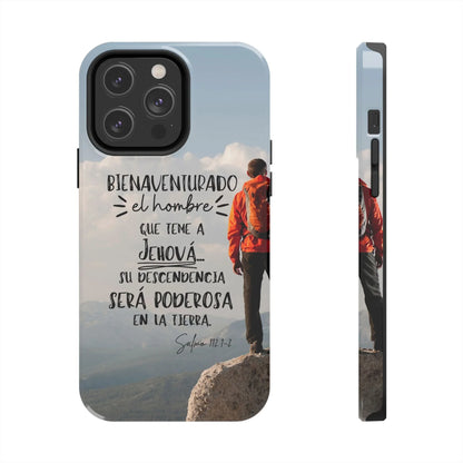Christian phone case with mountain hiker and Psalm 112:1-2 in Spanish, faith-inspired design