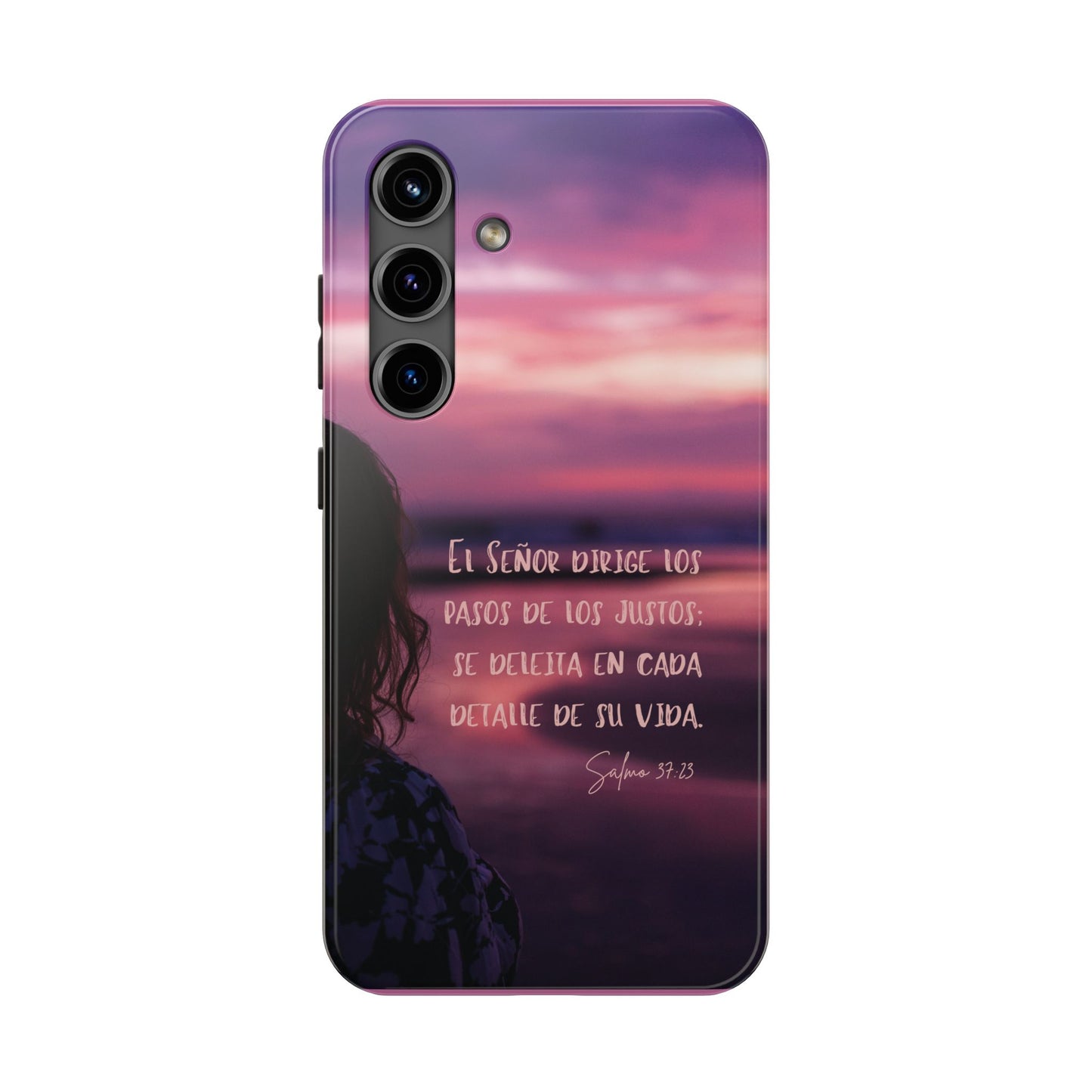 Christian phone case with Spanish Psalm 37:23 verse and sunset beach background
