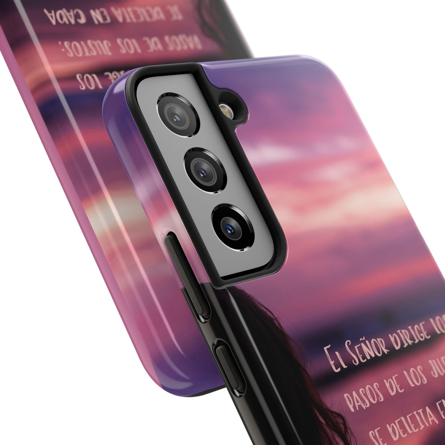 Christian phone case with Spanish Bible verse and purple sunset design