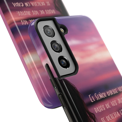 Christian phone case with Spanish Bible verse and purple sunset design