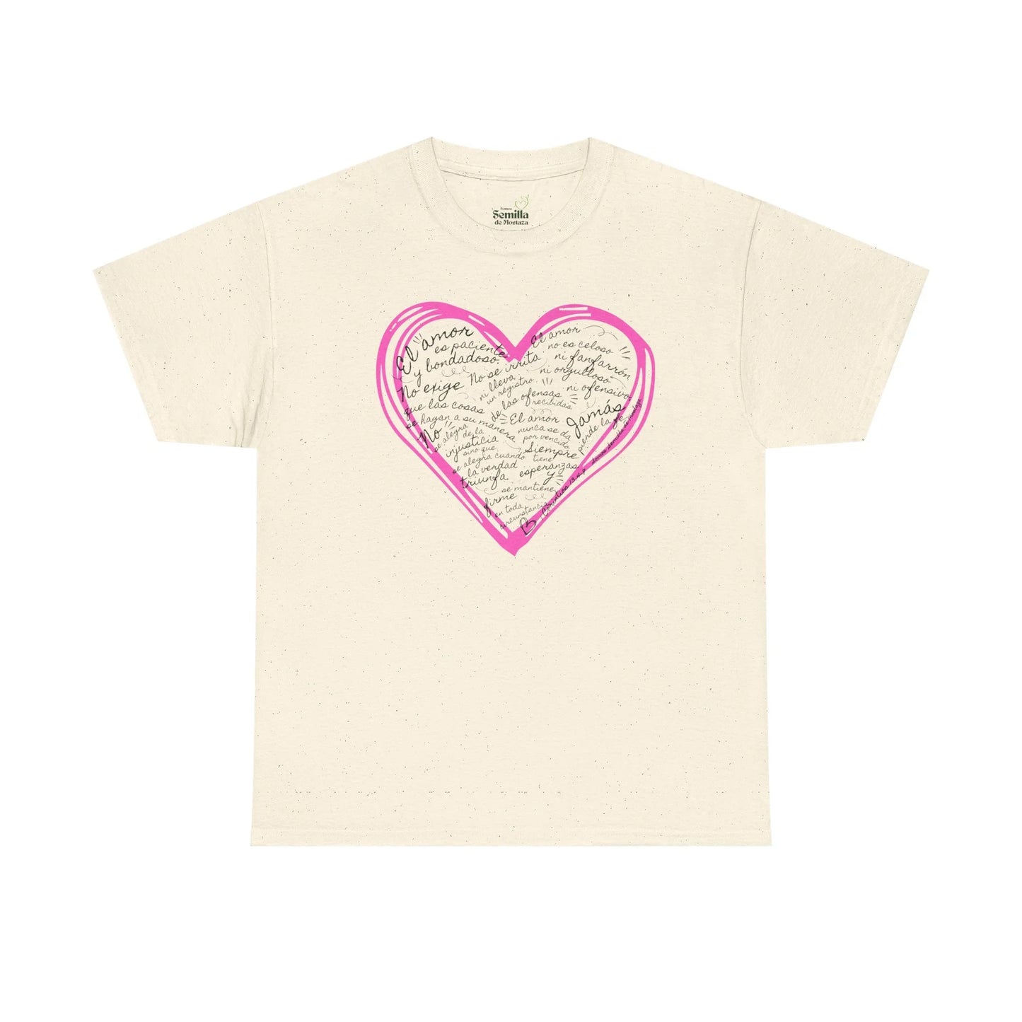 Beige Christian t-shirt with pink heart and Spanish faith-inspired handwritten text design