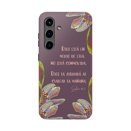 Purple Christian phone case with Spanish Psalm 46:5 scripture and floral design